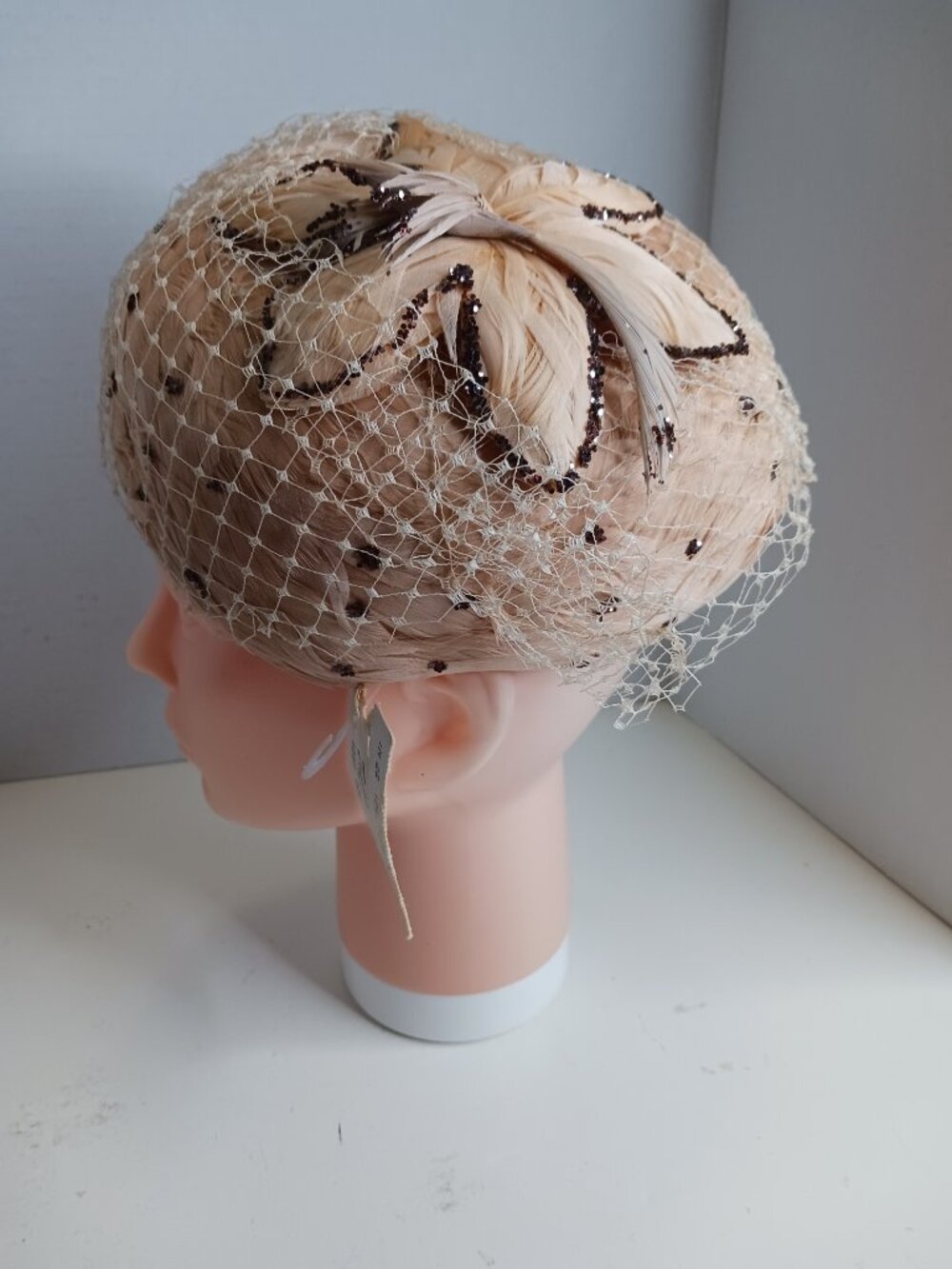 Vintage Fascinator Clip Feather Mesh Flower Church Hat